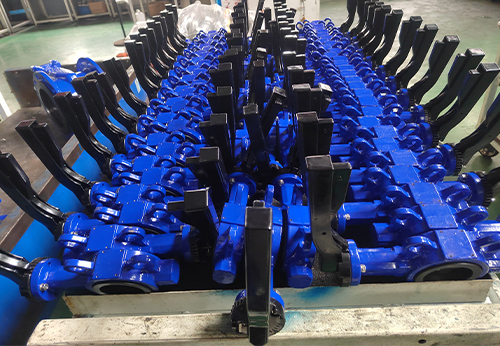 般德蝶閥、過(guò)濾器、止回閥等出口意大利